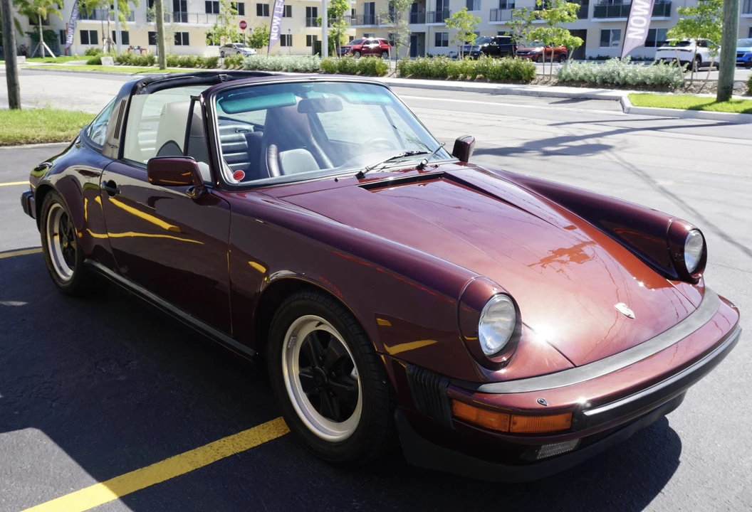 1984 Porsche 911 Carrera 3.2 - Image 14 of 31