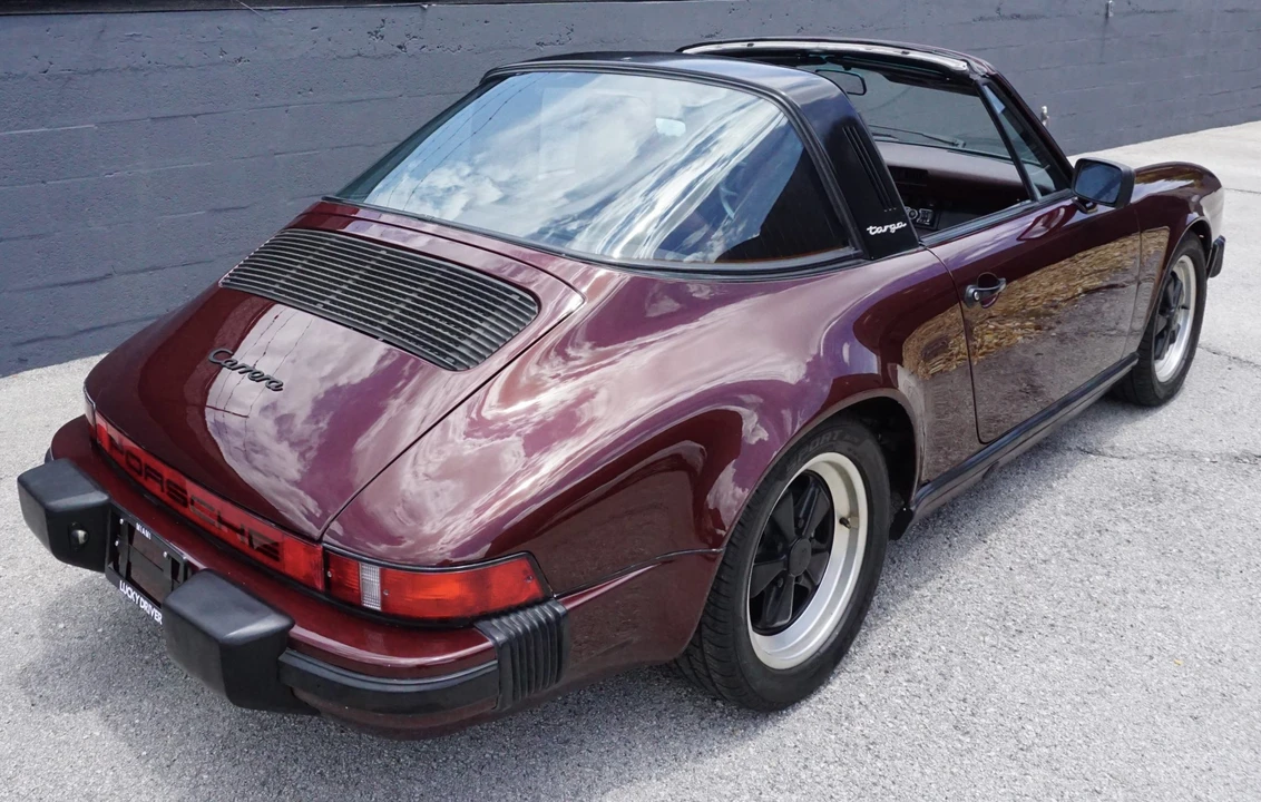1984 Porsche 911 Carrera 3.2 - Image 28 of 31