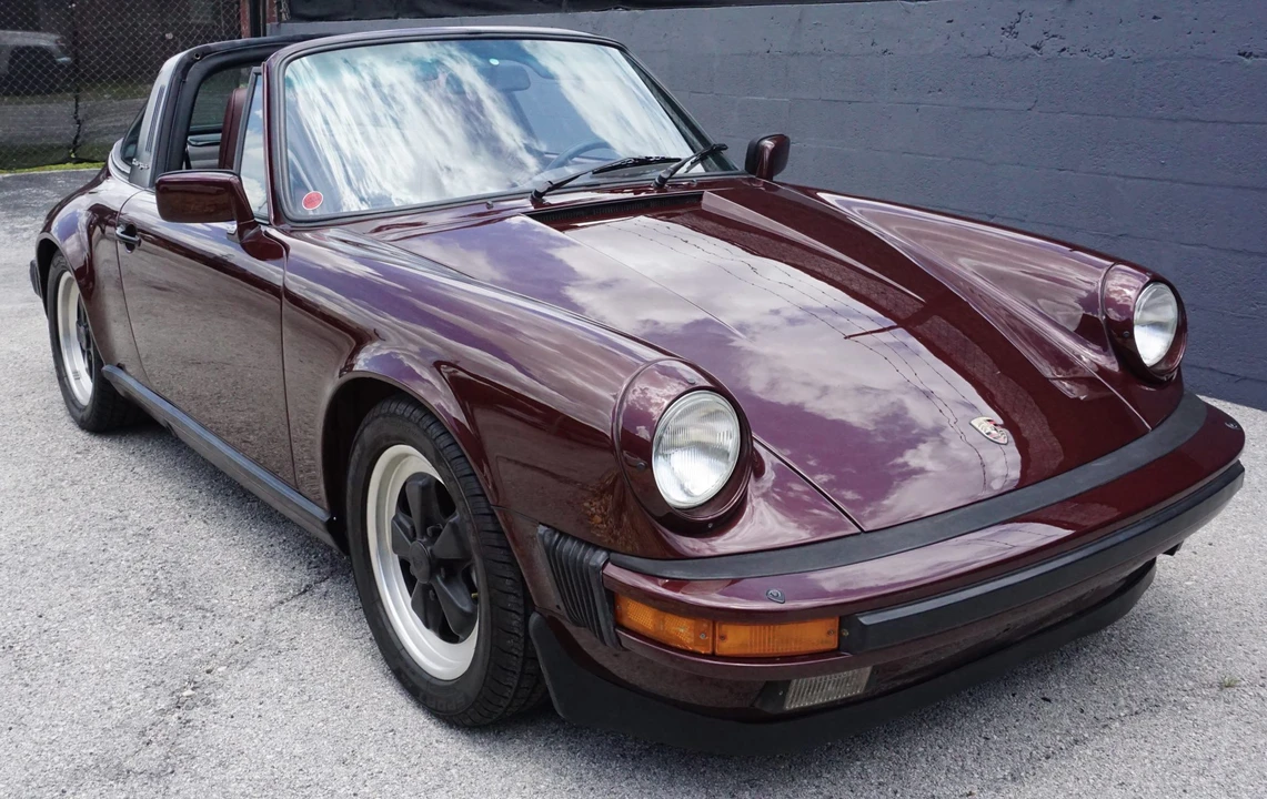 1984 Porsche 911 Carrera 3.2 - Image 27 of 31