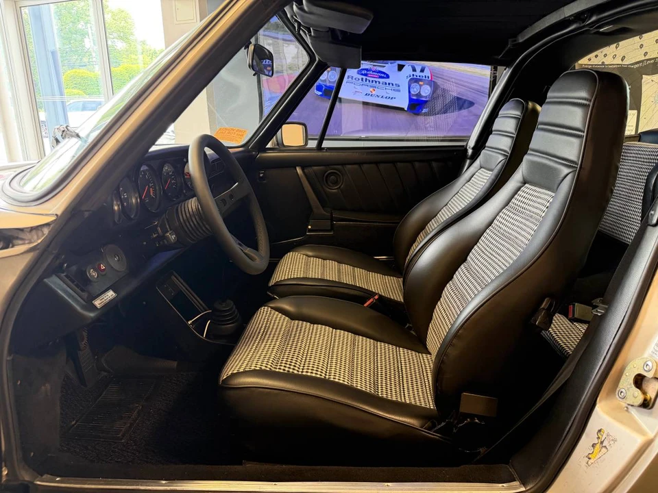 1984 Porsche 911 Carrera 3.2 - Image 4 of 5
