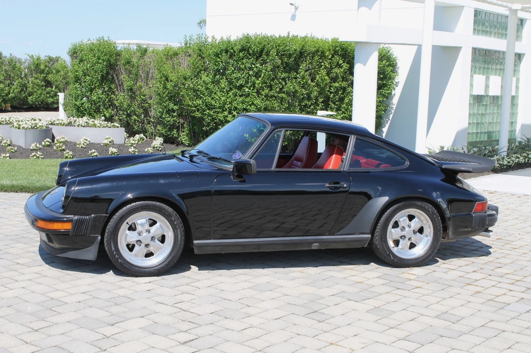 1984 Porsche 911 Carrera 3.2 - Image 5 of 31