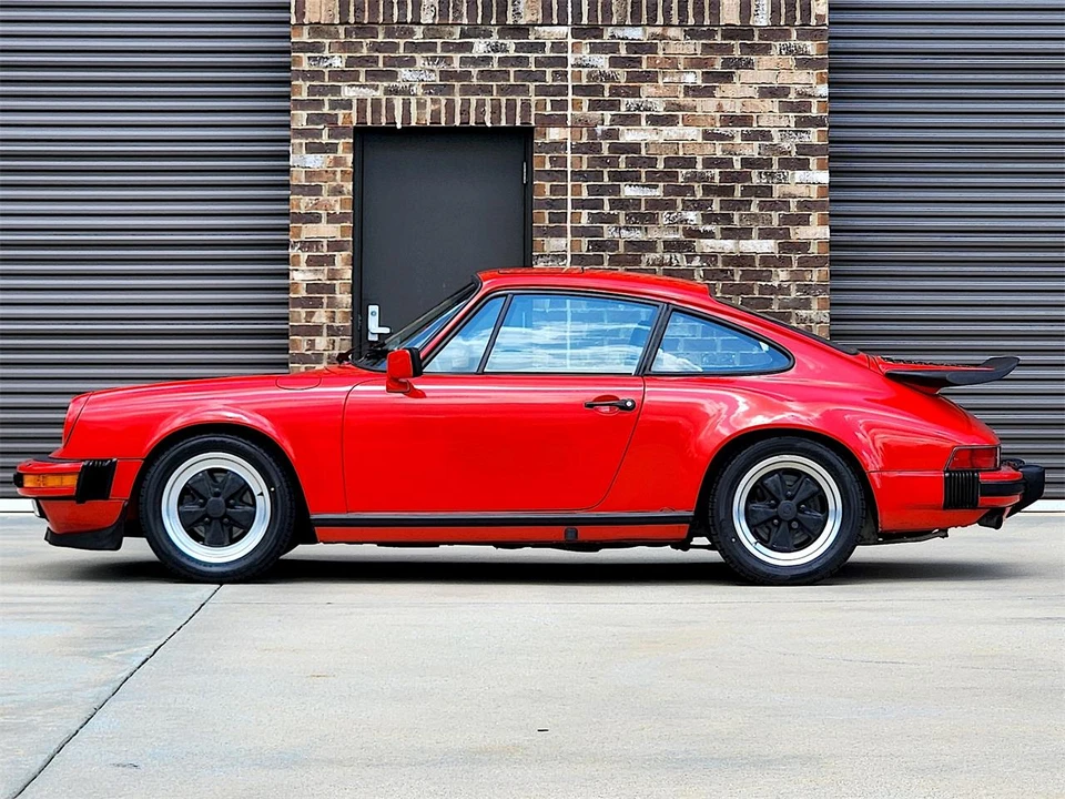 1984 Porsche 911 Carrera 3.2 - Image 2 of 31