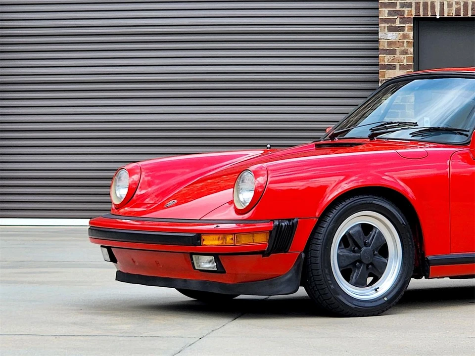 1984 Porsche 911 Carrera 3.2 - Image 5 of 31