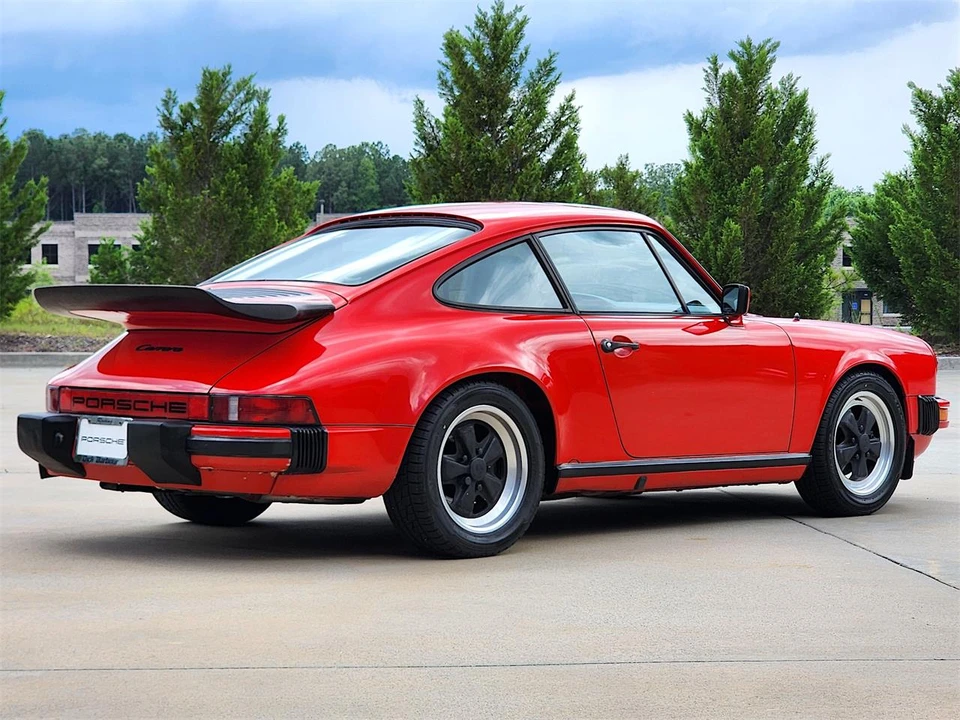 1984 Porsche 911 Carrera 3.2 - Image 14 of 31