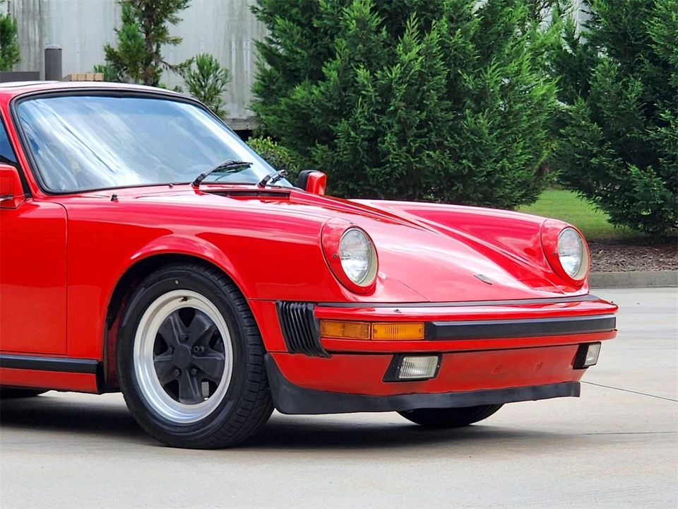 1984 Porsche 911 Carrera 3.2 - Image 20 of 31