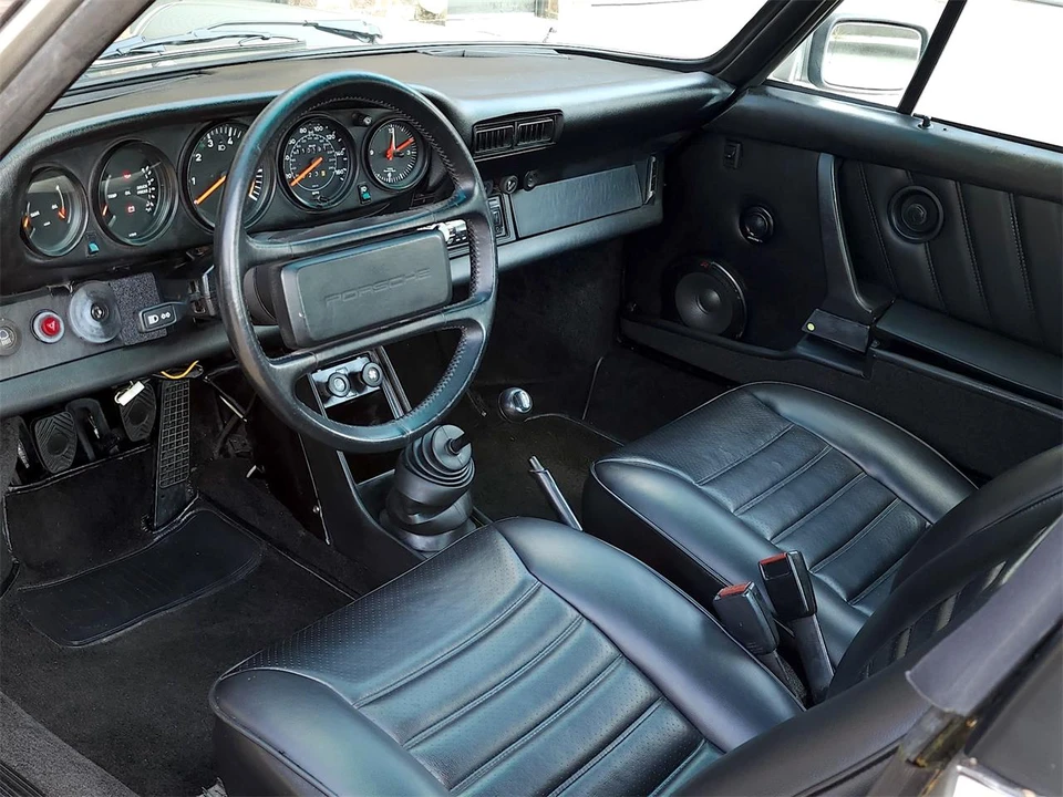 1984 Porsche 911 Carrera 3.2 - Image 30 of 31