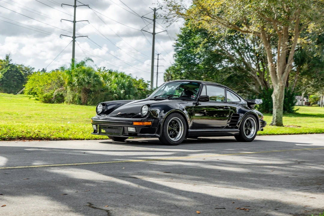 1984 Porsche 911 Carrera 3.2 - Image 18 of 31