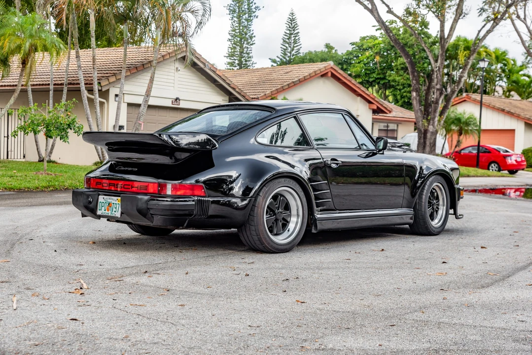 1984 Porsche 911 Carrera 3.2 - Image 7 of 31