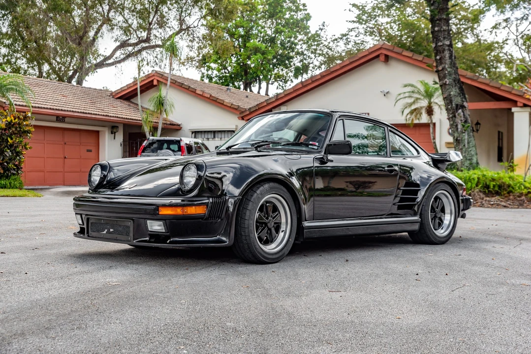 1984 Porsche 911 Carrera 3.2 - Image 2 of 31