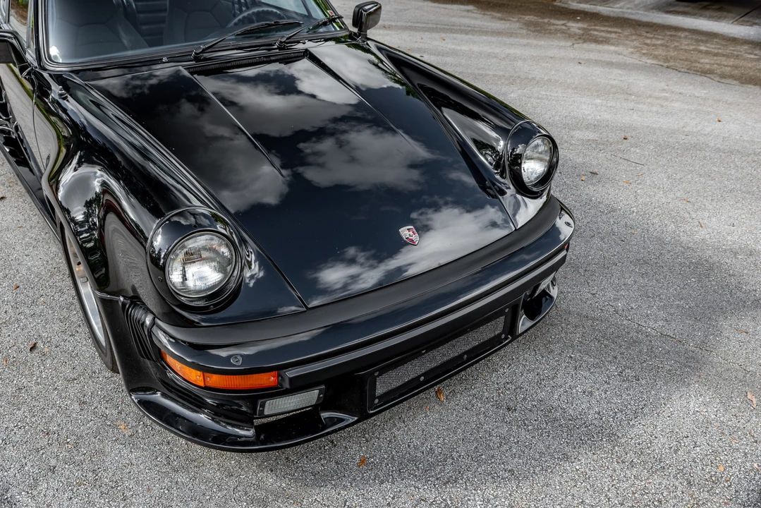1984 Porsche 911 Carrera 3.2 - Image 28 of 31