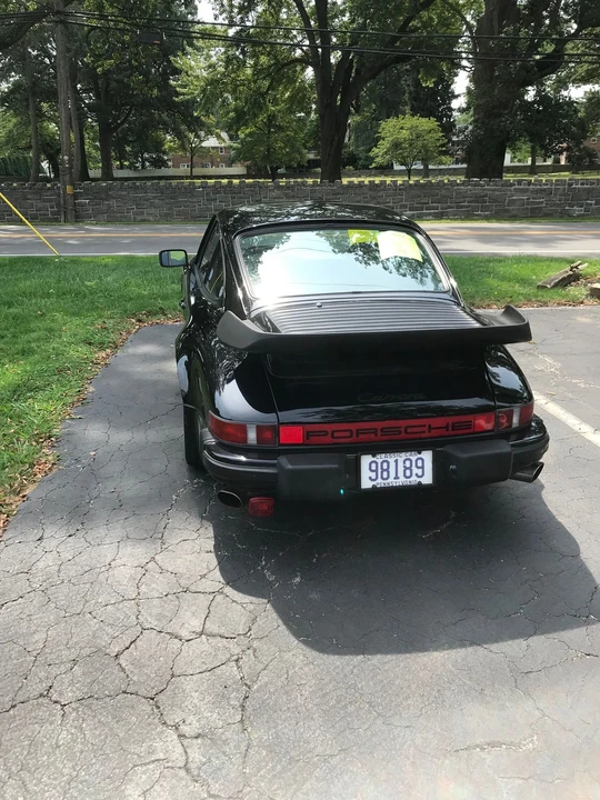 1984 Porsche 911 Carrera 3.2 - Image 3 of 22