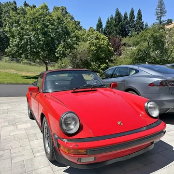 1984 Porsche 911 Carrera Cabriolet
