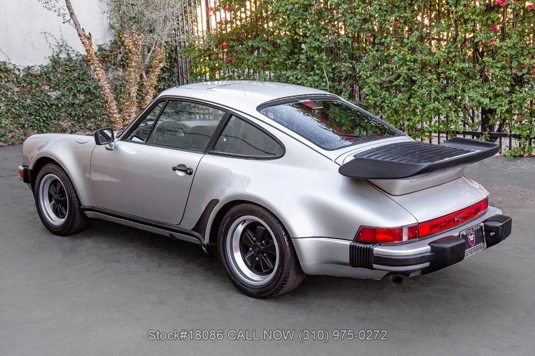 1984 Porsche 911 Carrera 3.2 - Image 8 of 31
