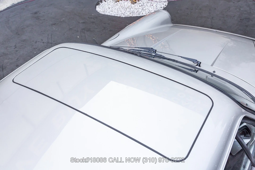 1984 Porsche 911 Carrera 3.2 - Image 15 of 31