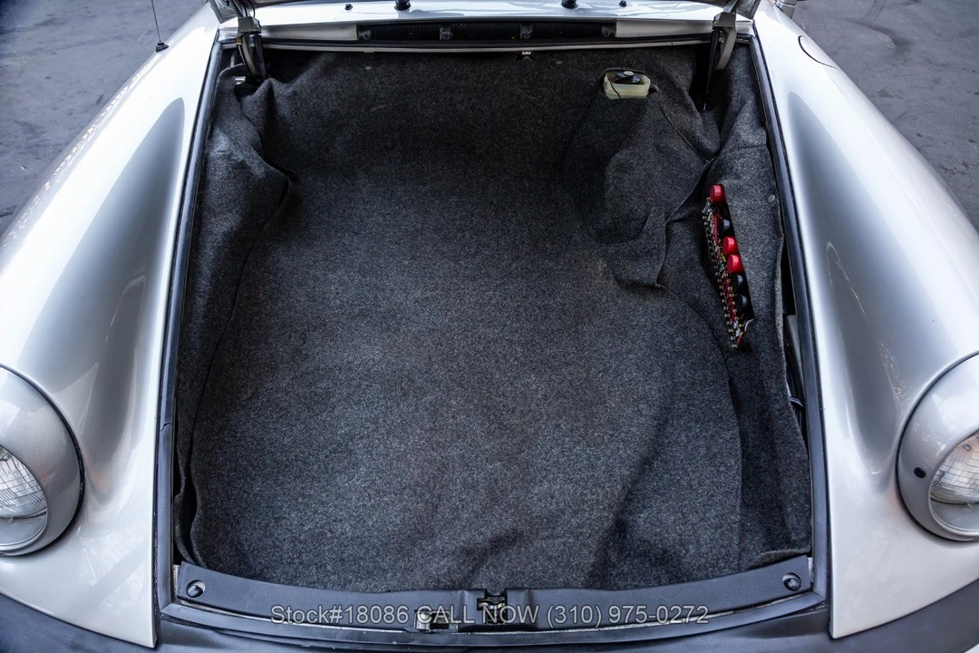 1984 Porsche 911 Carrera 3.2 - Image 26 of 31