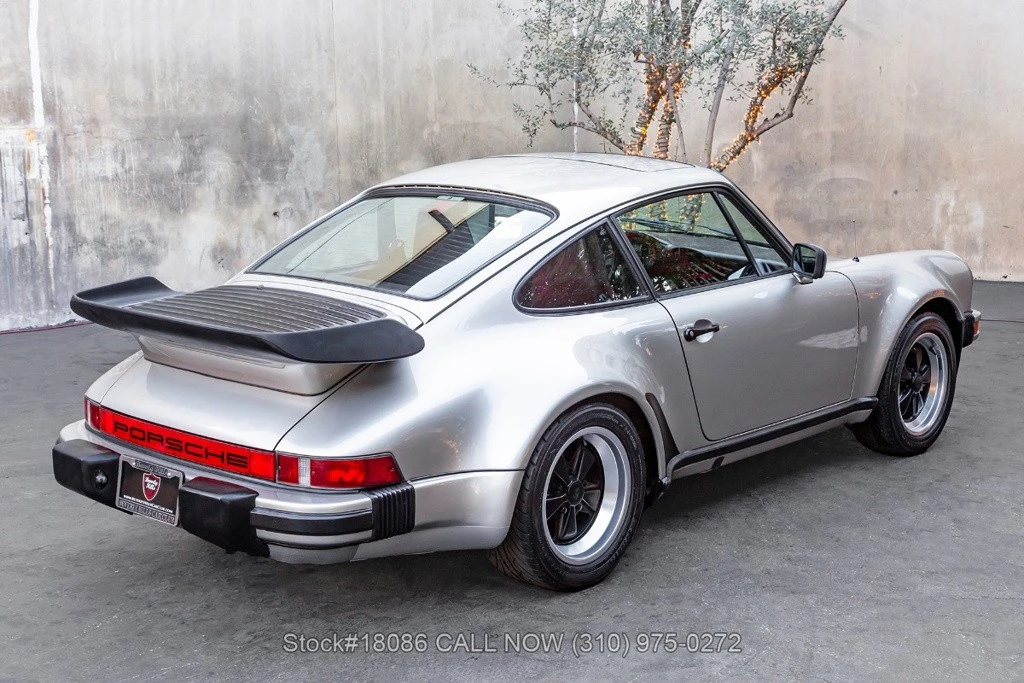 1984 Porsche 911 Carrera 3.2 - Image 5 of 12