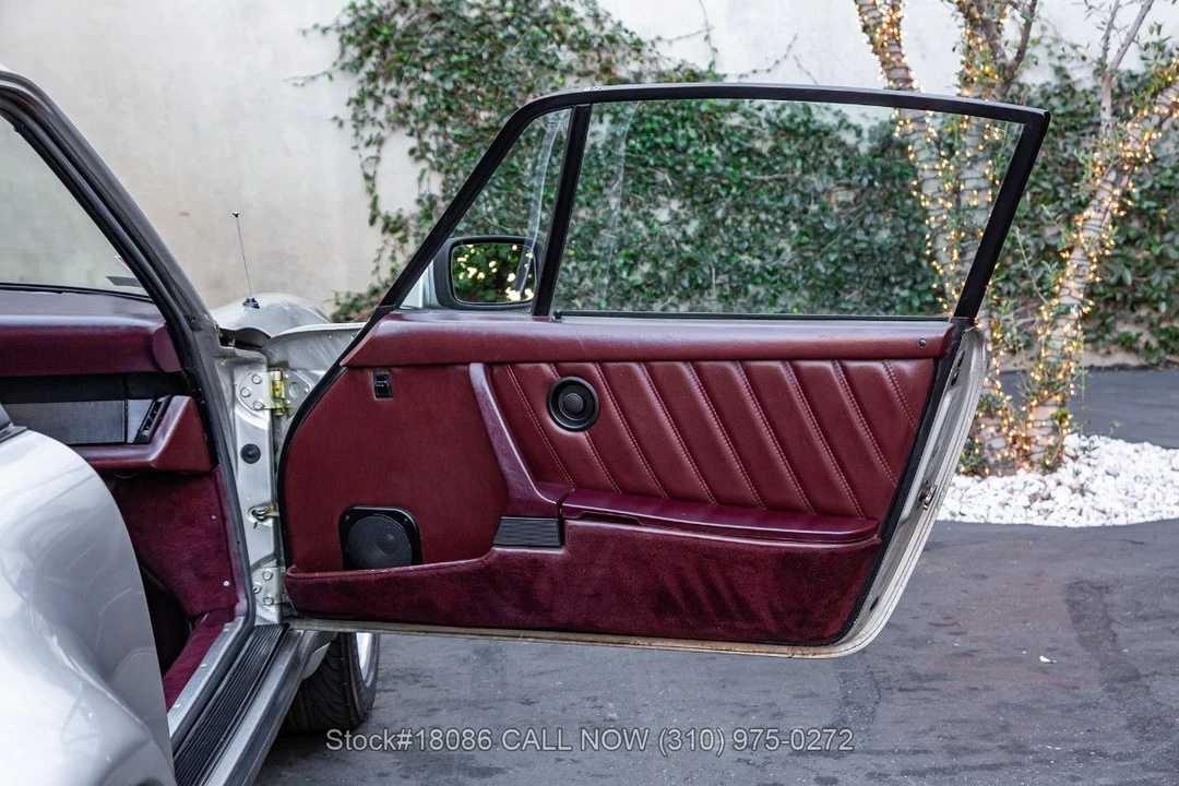 1984 Porsche 911 Carrera 3.2 - Image 25 of 31