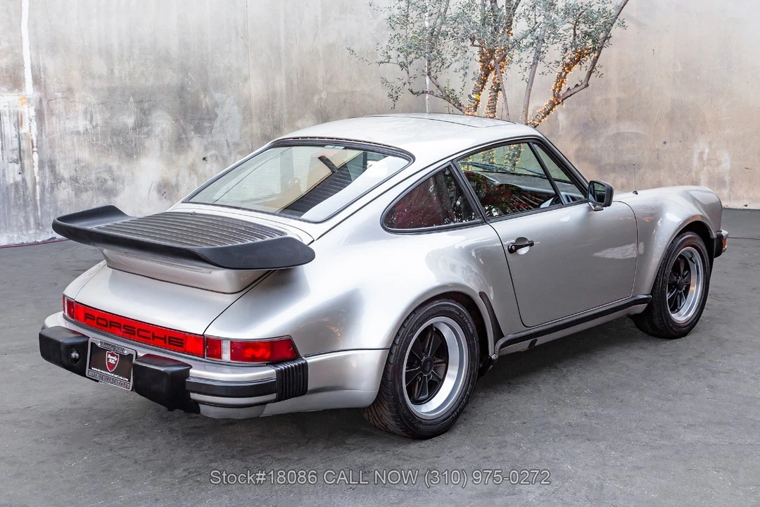 1984 Porsche 911 Carrera 3.2 - Image 6 of 31