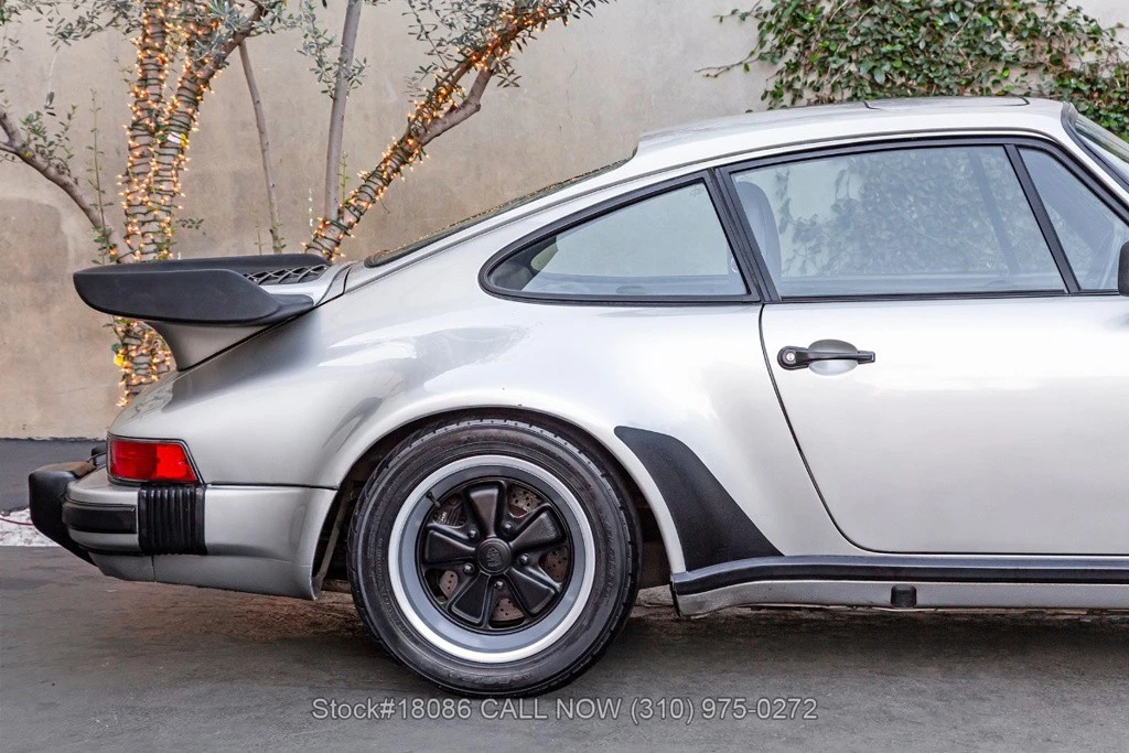 1984 Porsche 911 Carrera 3.2 - Image 11 of 12