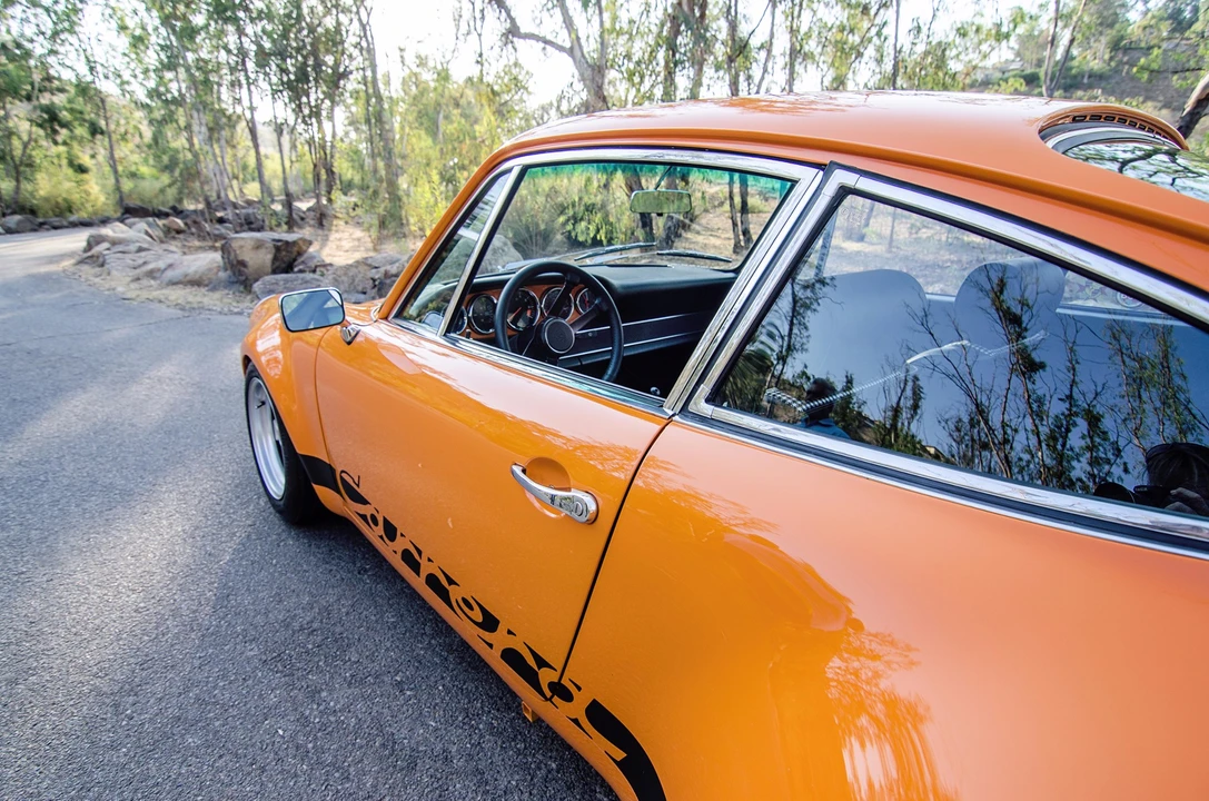 1984 Porsche 911 Carrera 3.2 - Image 9 of 31