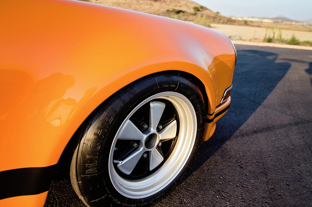 1984 Porsche 911 Carrera 3.2 - Image 26 of 31