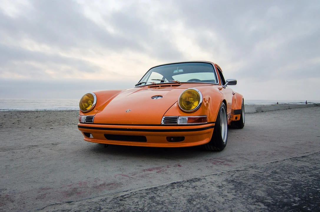 1984 Porsche 911 Carrera 3.2 - Image 3 of 31