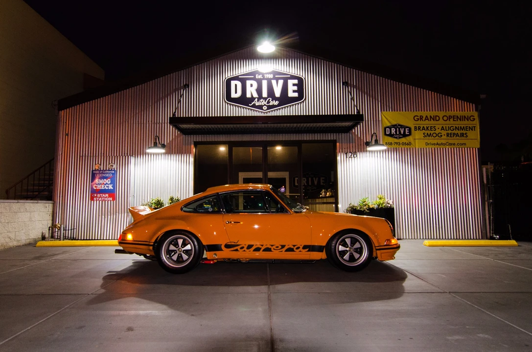 1984 Porsche 911 Carrera 3.2 - Image 4 of 31