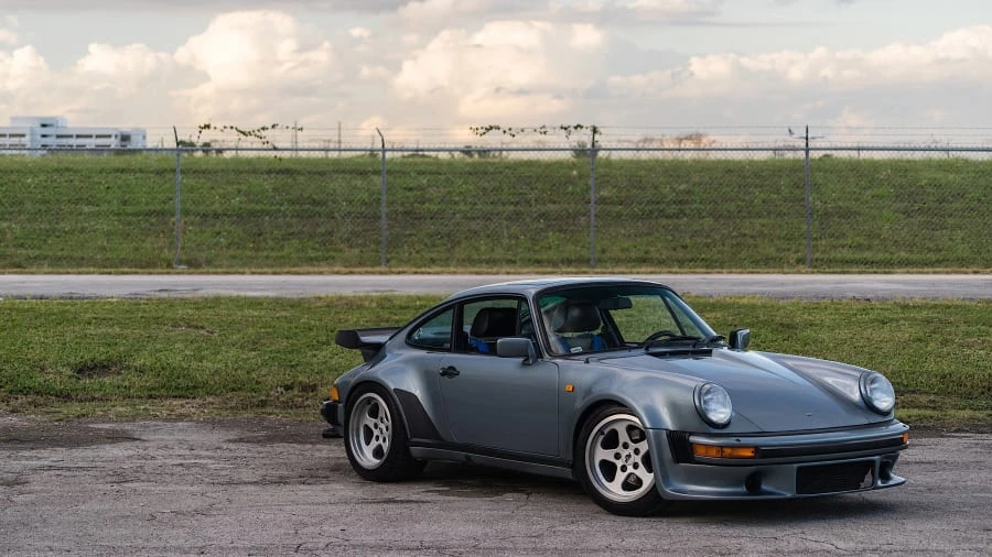 1984 Porsche 911 Carrera 3.2 - Image 12 of 20