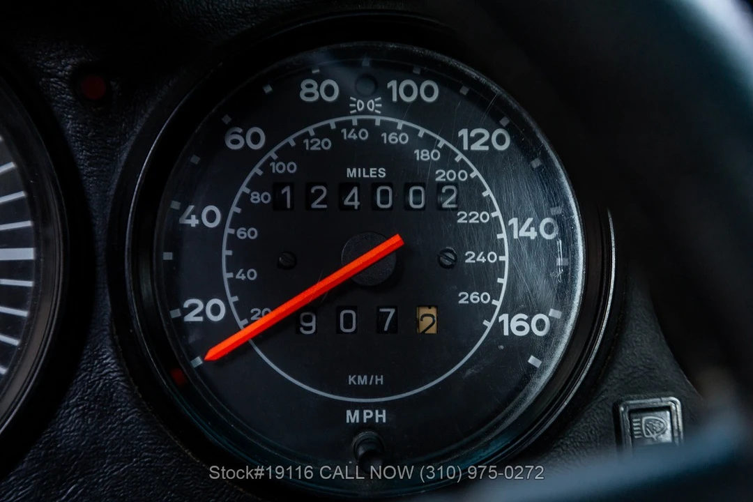 1984 Porsche 911 Carrera 3.2 - Image 21 of 31