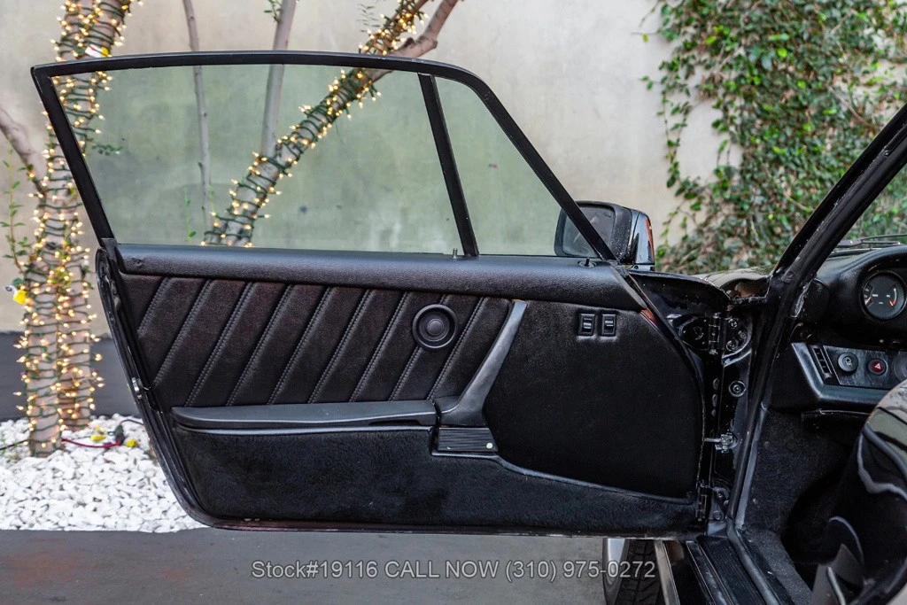 1984 Porsche 911 Carrera 3.2 - Image 15 of 24