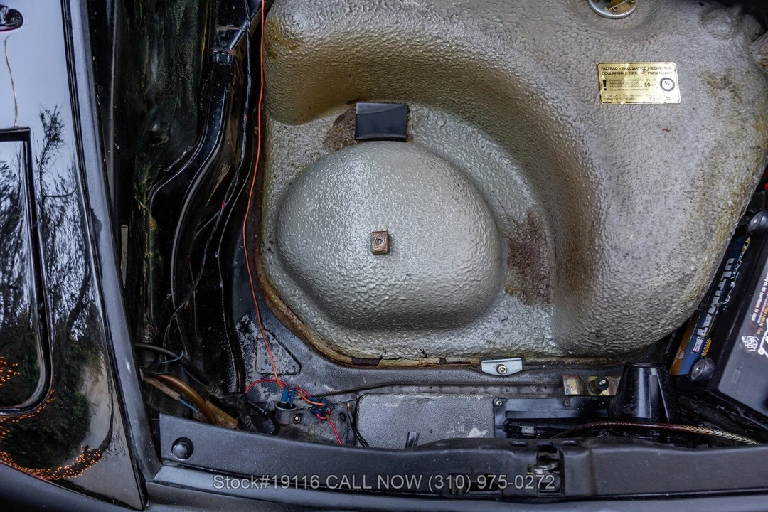 1984 Porsche 911 Carrera 3.2 - Image 28 of 31