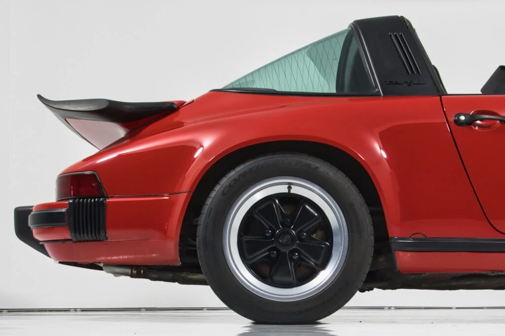 1984 Porsche 911 Carrera 3.2 - Image 16 of 31