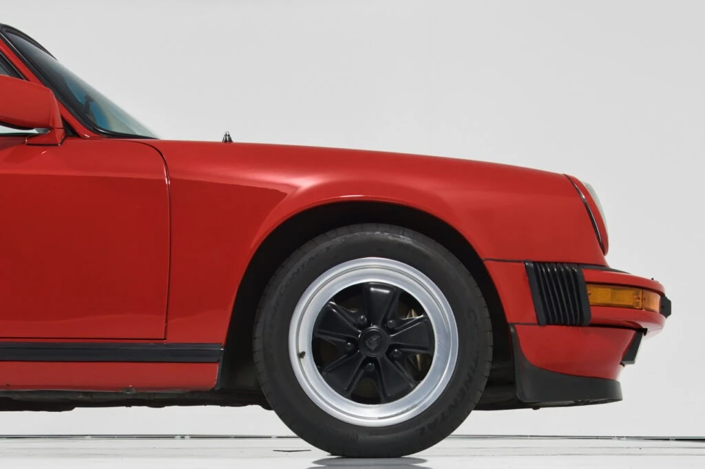 1984 Porsche 911 Carrera 3.2 - Image 17 of 31