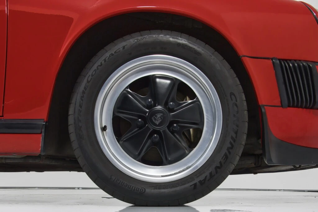 1984 Porsche 911 Carrera 3.2 - Image 19 of 31