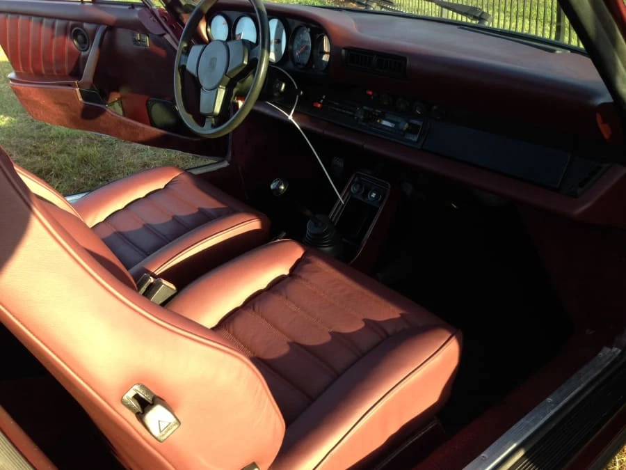 1984 Porsche 911 Carrera 3.2 - Image 5 of 11