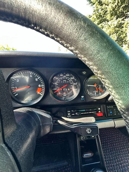 1984 Porsche 911 Carrera 3.2 - Image 7 of 8