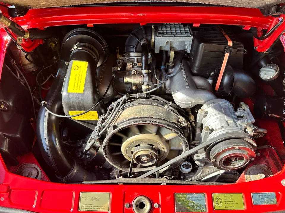 1984 Porsche 911 Carrera 3.2 - Image 6 of 8