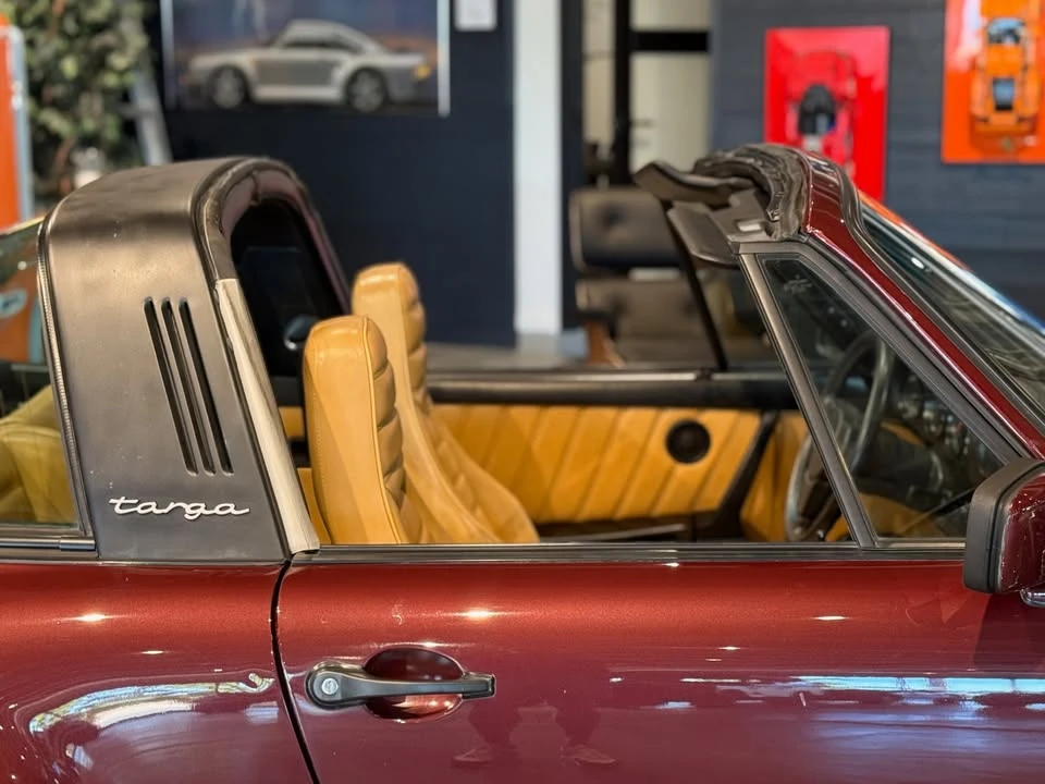 1984 Porsche 911 Carrera 3.2 - Image 11 of 20