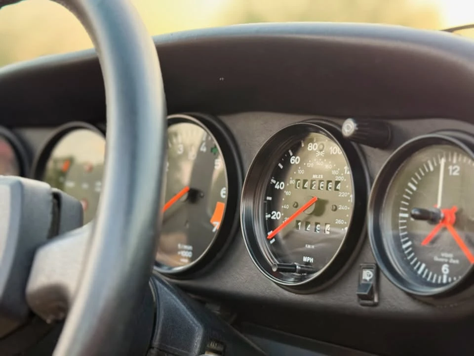 1984 Porsche 911 Carrera 3.2 - Image 17 of 20