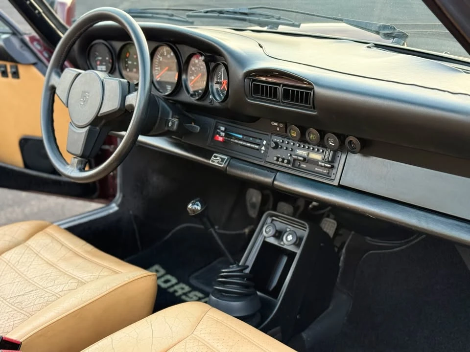 1984 Porsche 911 Carrera 3.2 - Image 16 of 20