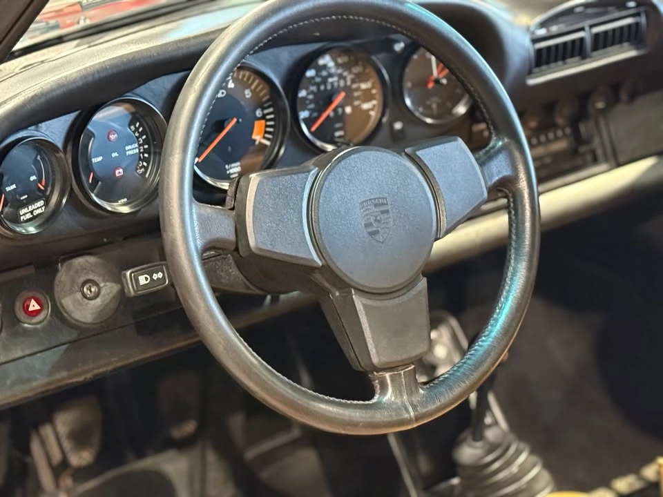 1984 Porsche 911 Carrera 3.2 - Image 12 of 20