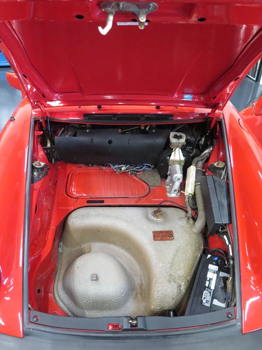 1984 Porsche 911 Carrera 3.2 - Image 8 of 20