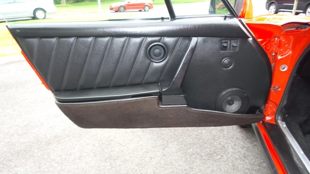 1984 Porsche 911 Carrera 3.2 - Image 3 of 15