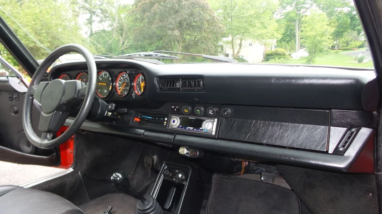 1984 Porsche 911 Carrera 3.2 - Image 7 of 15
