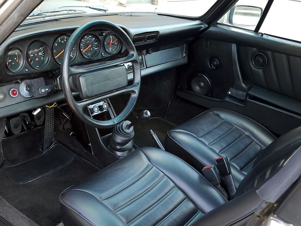 1984 Porsche 911 Carrera 3.2 - Image 30 of 31