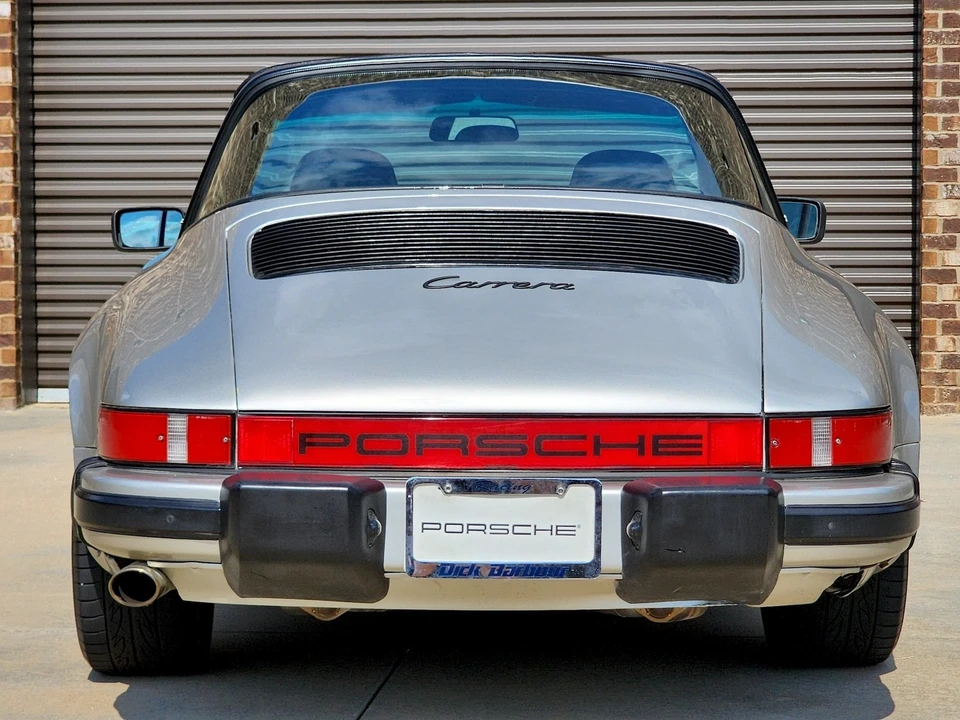 1984 Porsche 911 Carrera 3.2 - Image 9 of 31