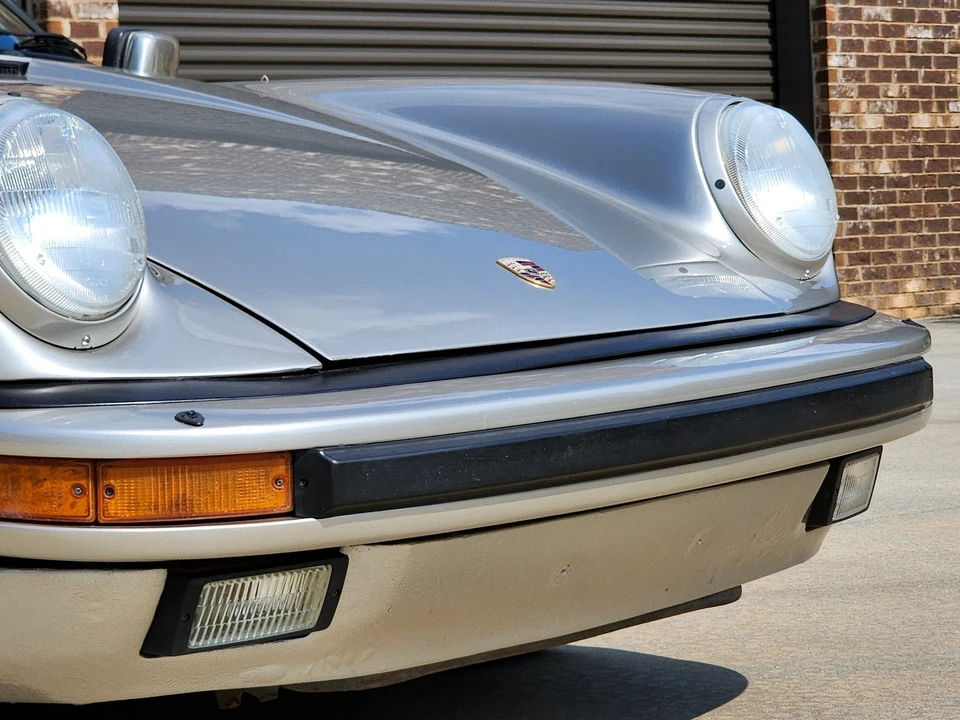 1984 Porsche 911 Carrera 3.2 - Image 17 of 31