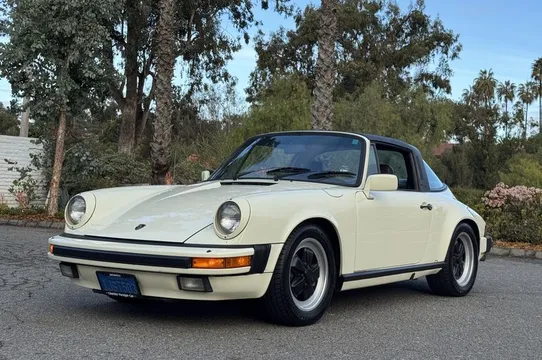 1984 Porsche 911 Targa