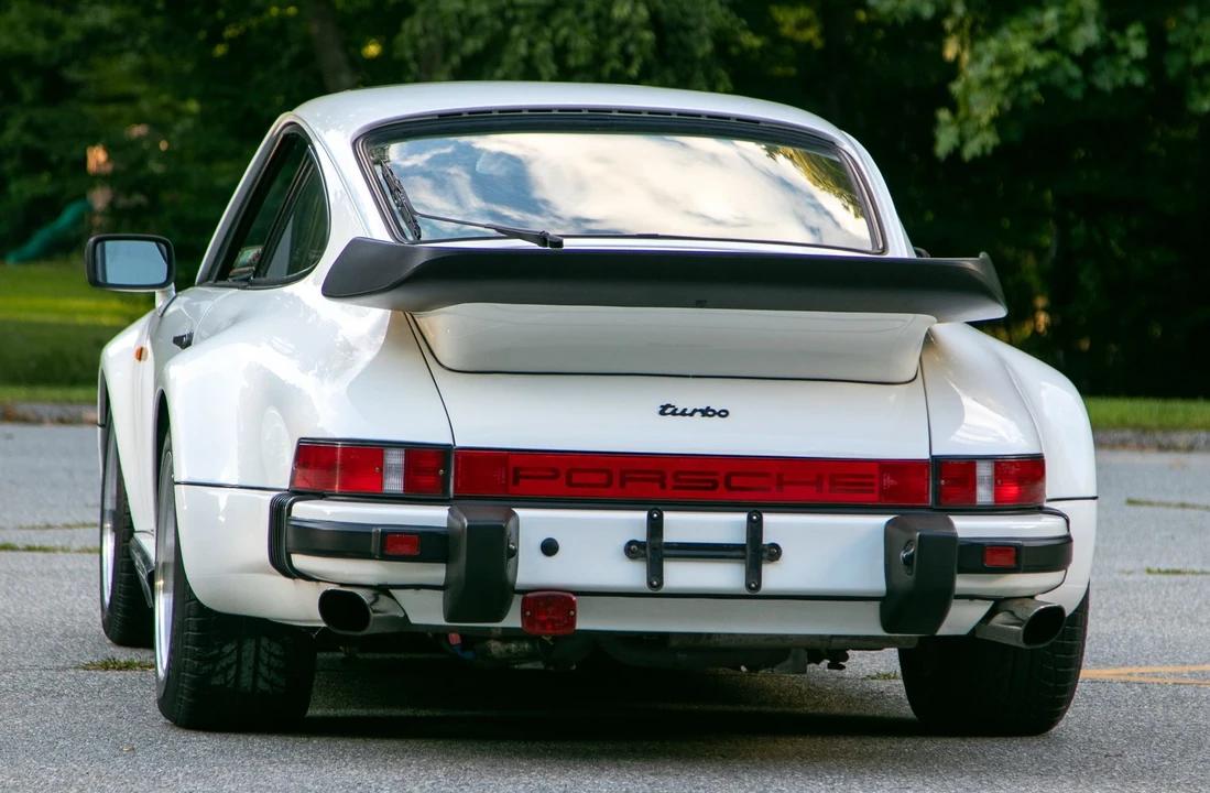 1984 Porsche 930 Turbo - Image 8 of 31