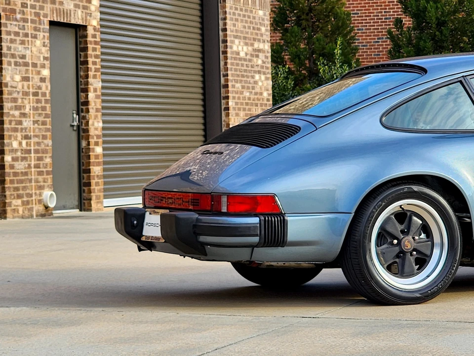1984 Porsche 911 Carrera 3.2 - Image 18 of 21